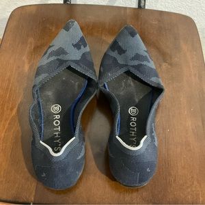 Rothy’s pointed flat